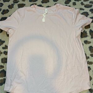 Lululemon Women's Pink T-Shirt